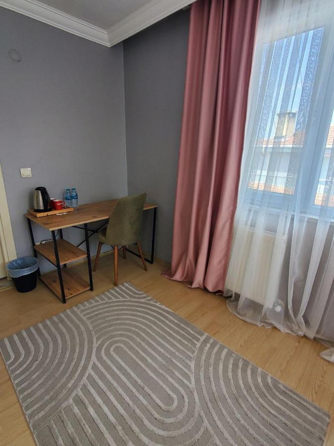 5 Mins To Airport Private Villa Room Istanbul Ngoại thất bức ảnh